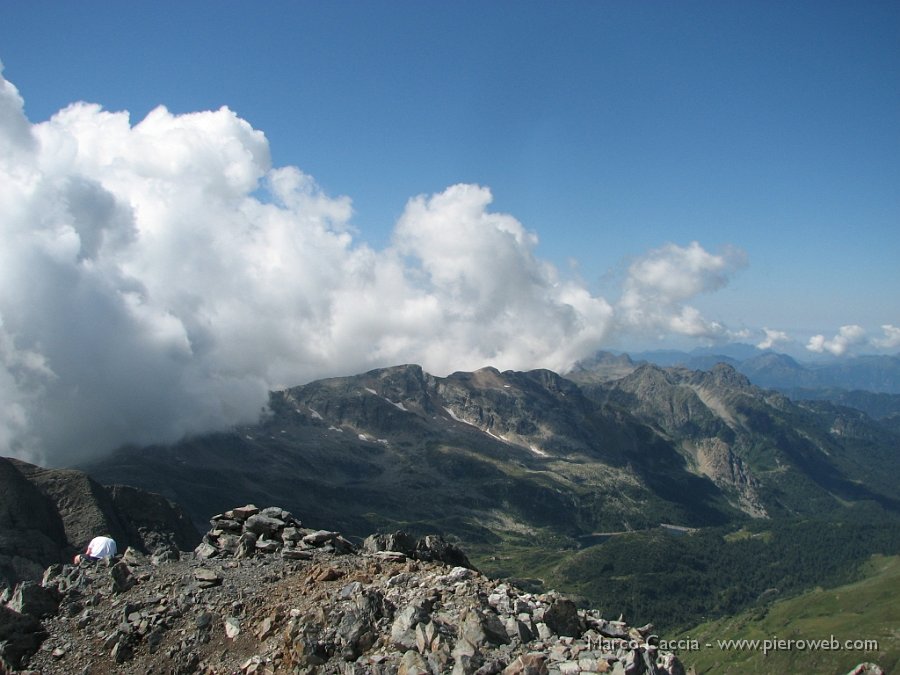 07_Nebbie in Val Seriana.JPG